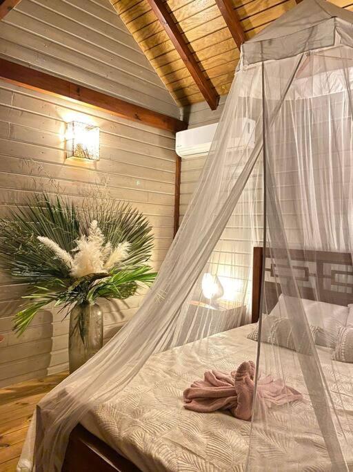 Eden Chalet, Spa Privatif Les Abymes Exteriör bild
