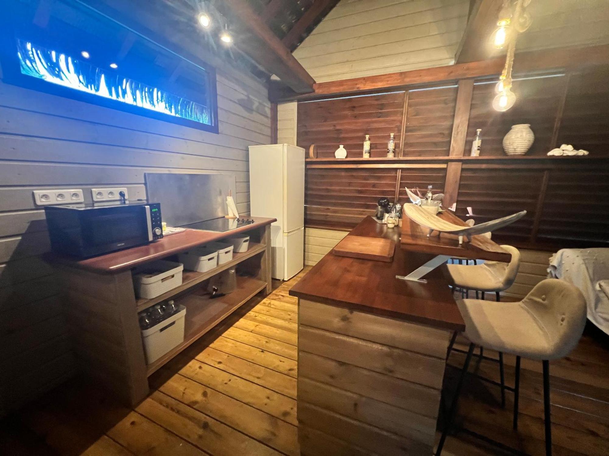 Eden Chalet, Spa Privatif Les Abymes Exteriör bild
